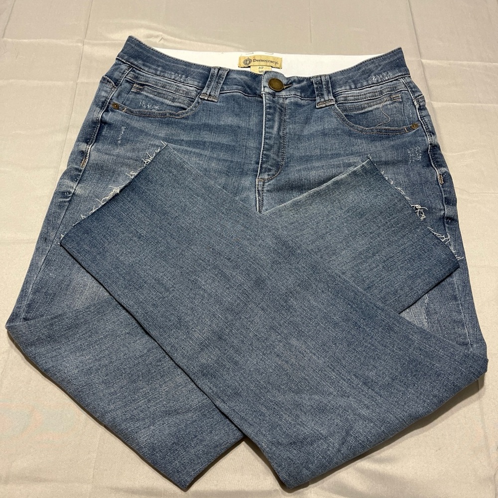 Democracy High Rise Jeans Size 10 | Y2K Straight Leg Raw Hem Denim